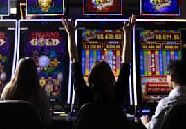 Crown2D APP Live Casino တိုက်ရိုက်ကာစီနို မြင်ကွင်း